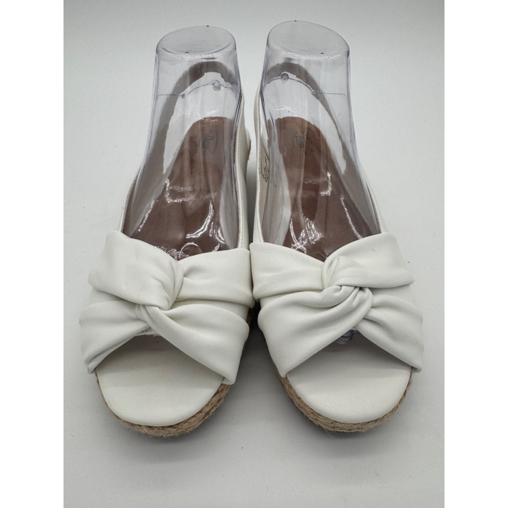 G.H. Bass & Co. White Wedges